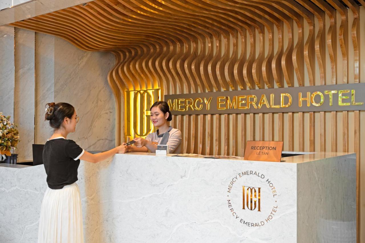 Mercy Emerald Hotel Da Nang Eksteriør billede