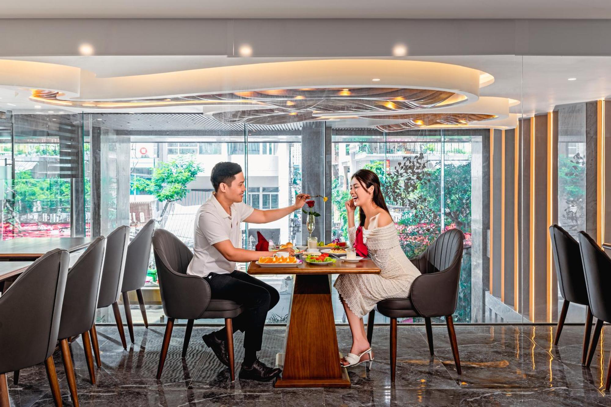 Mercy Emerald Hotel Da Nang Eksteriør billede