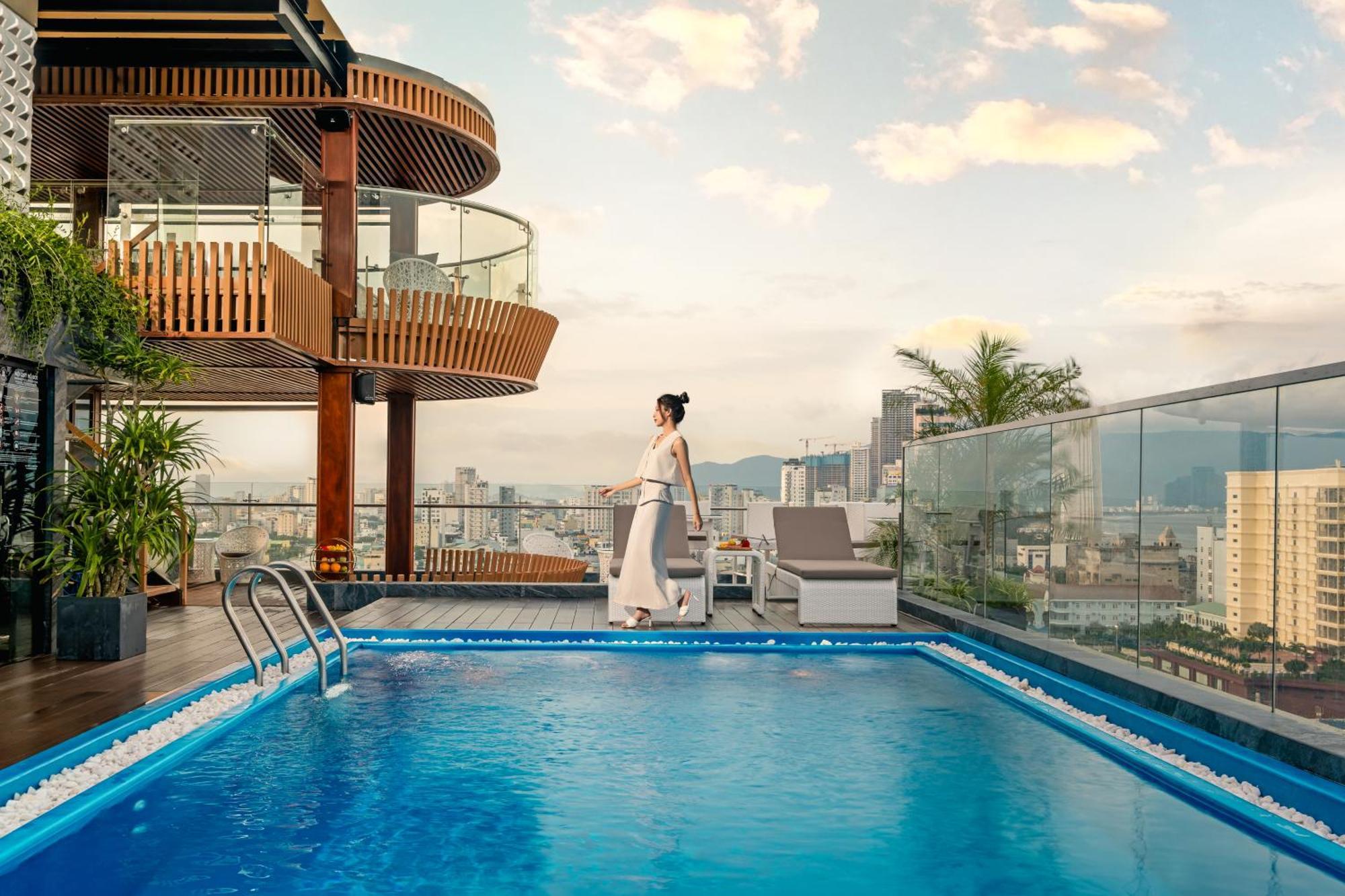 Mercy Emerald Hotel Da Nang Eksteriør billede