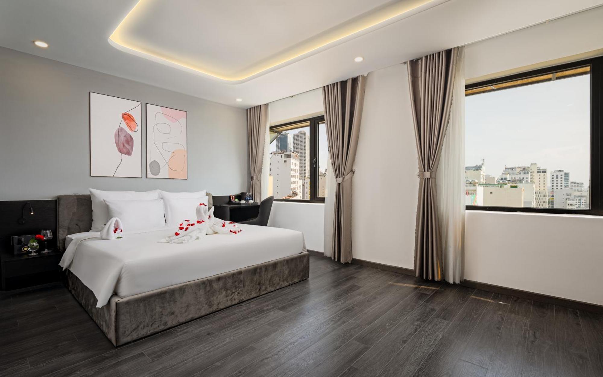 Mercy Emerald Hotel Da Nang Eksteriør billede
