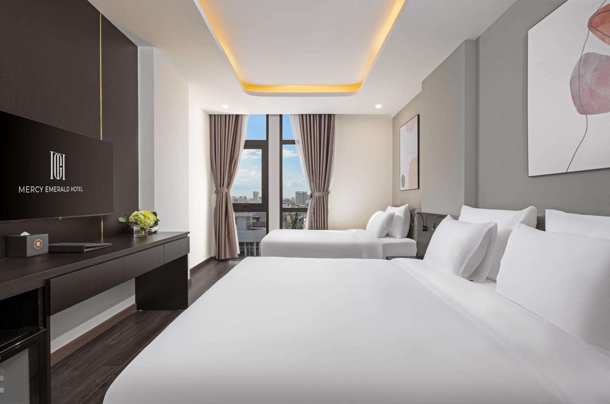 Mercy Emerald Hotel Da Nang Eksteriør billede